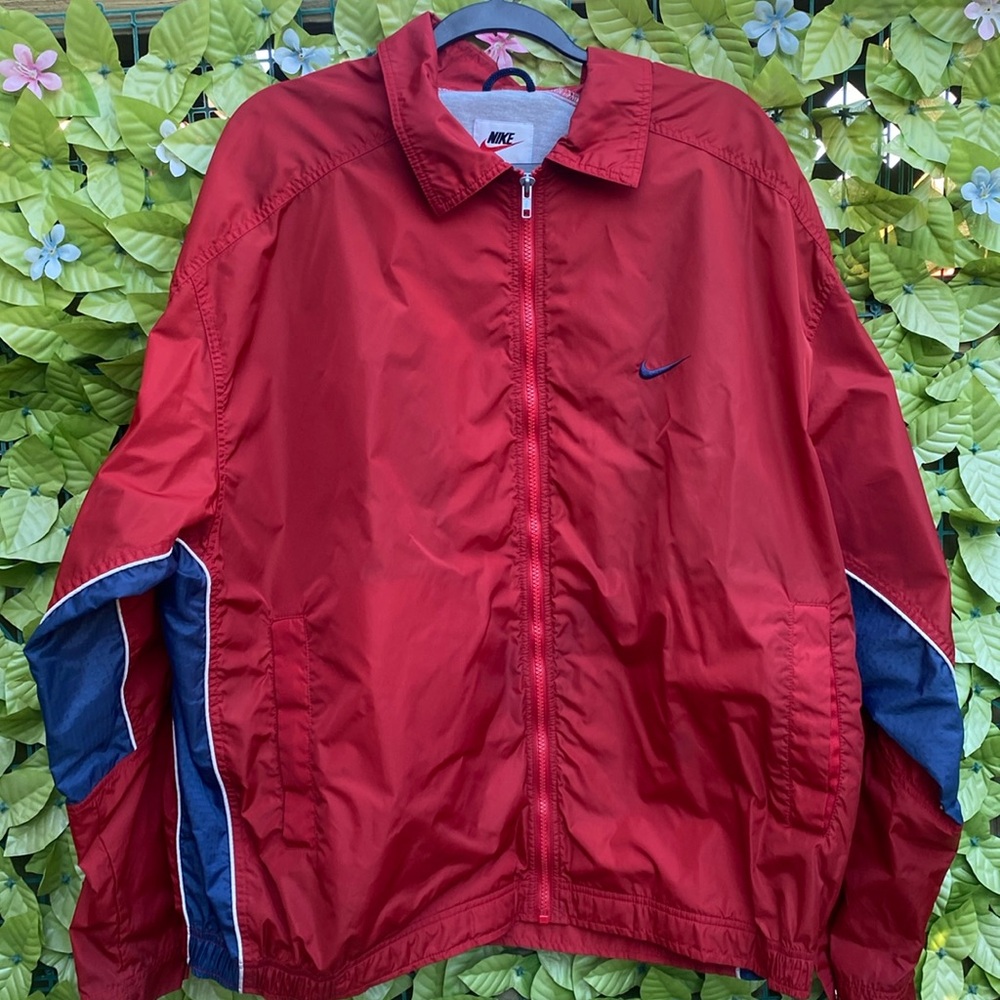 Nike wind breaker jacket